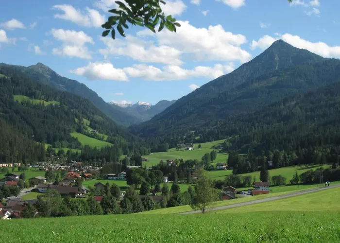 In Near Lift Saalbach-Hinterglemm