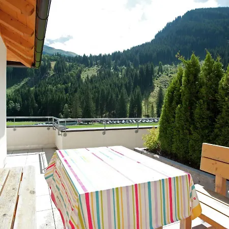 Chalet In Area Saalbach-Hinterglemm