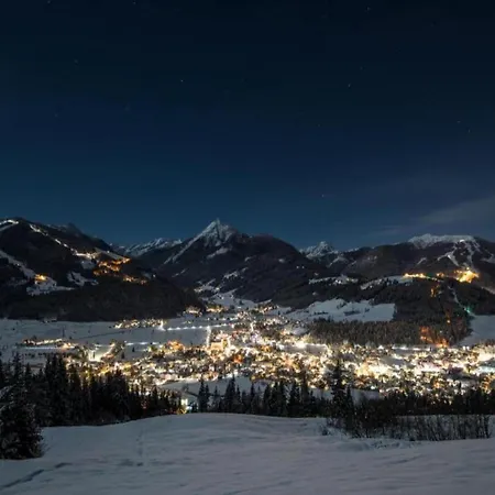 In Near Lift Dağ evi Saalbach-Hinterglemm